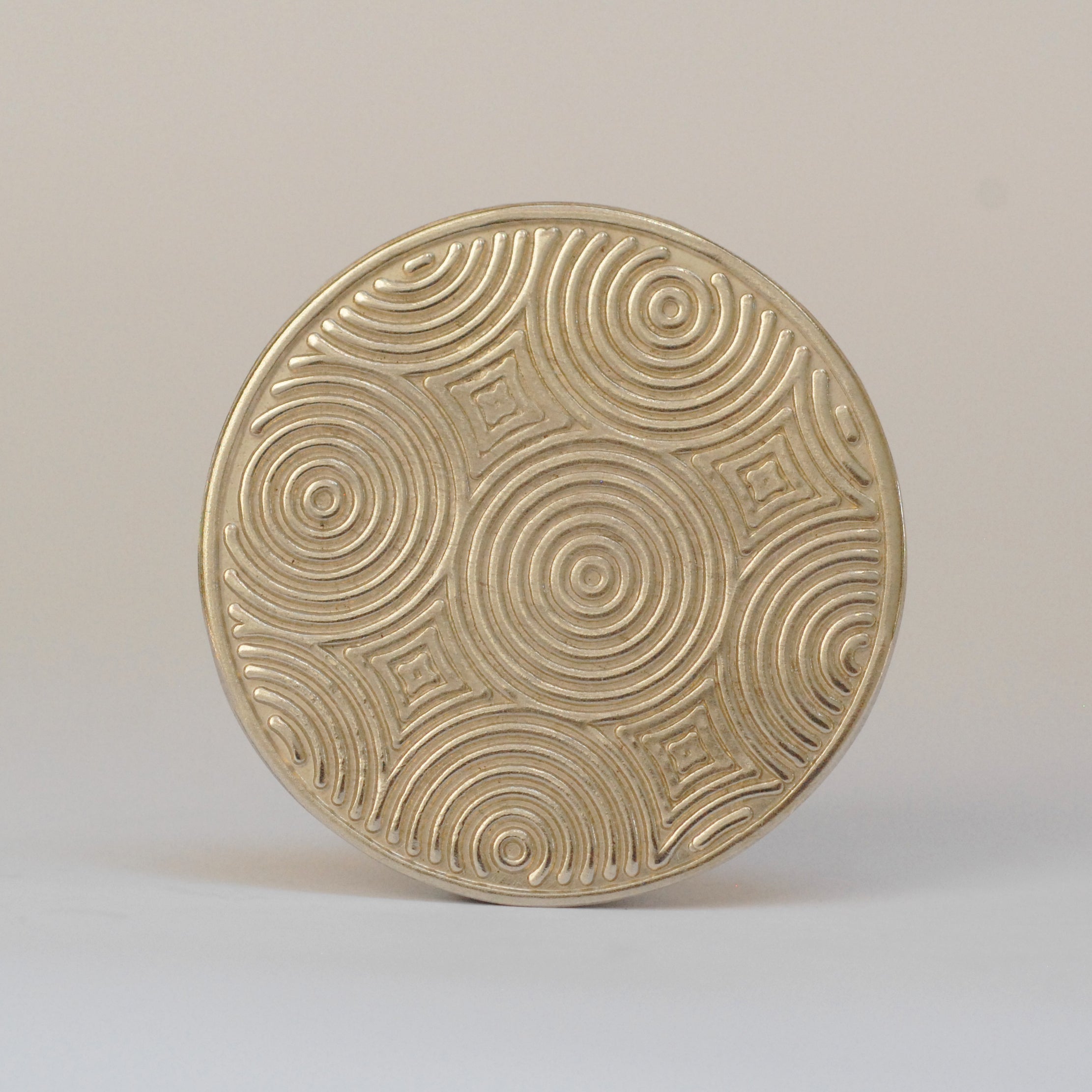 Textured round disc, patterned disk 40mm concentric circle design ...