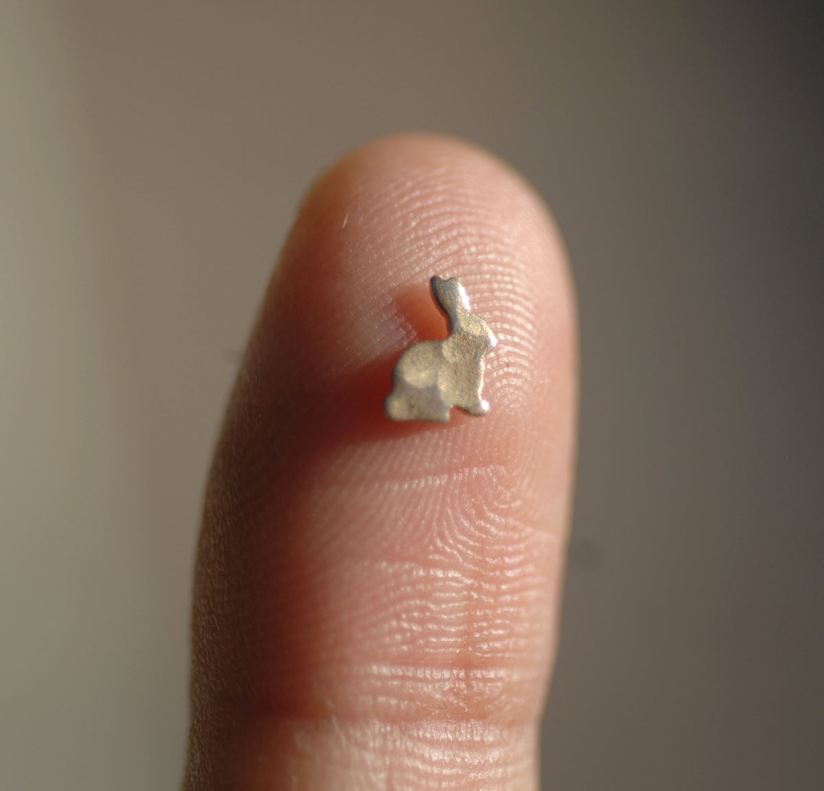 Hammered Tiny Metal Rabbits Blanks - Supply Diva