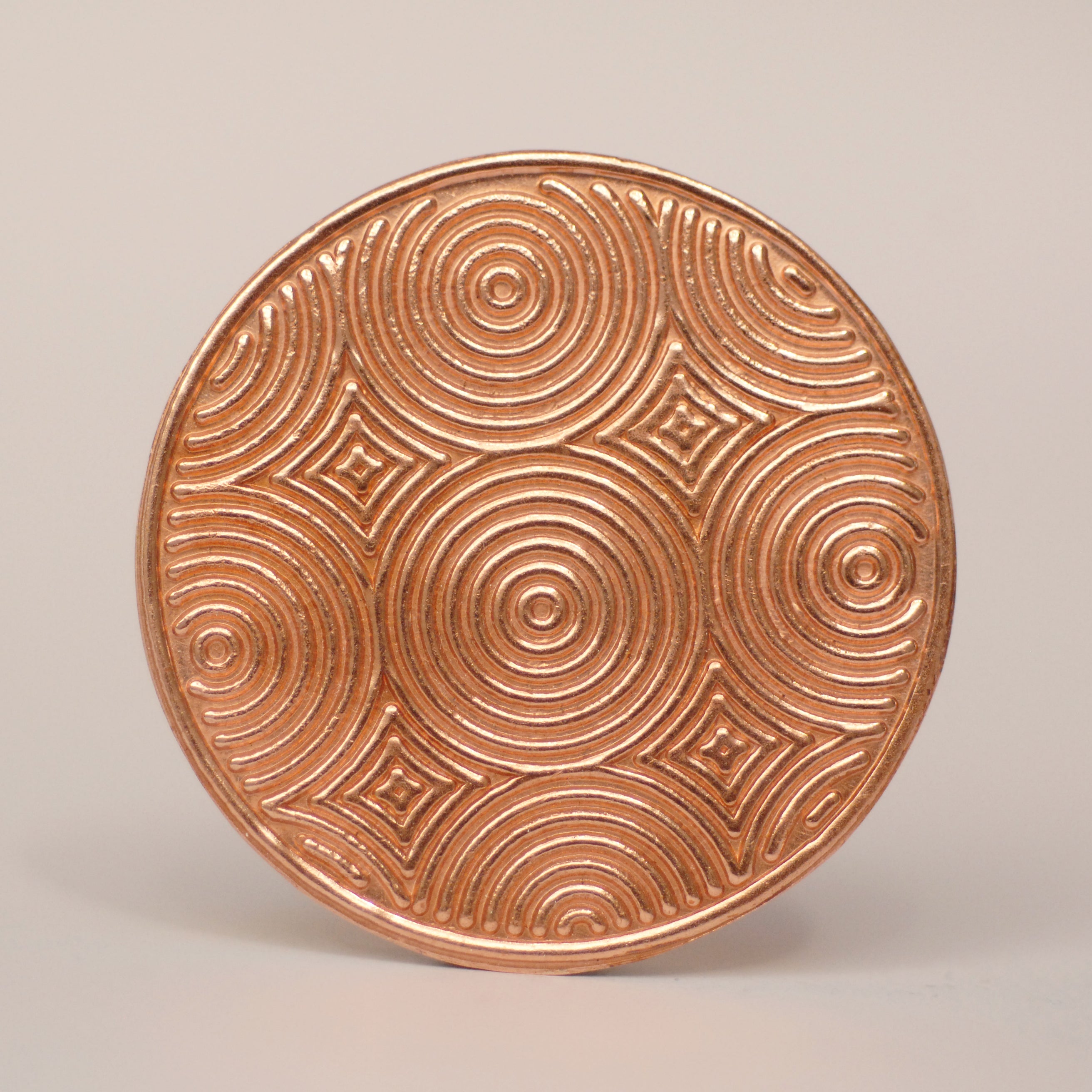 Patterned Disc Textured round disc, patterned disk 40mm concentric circle design ...