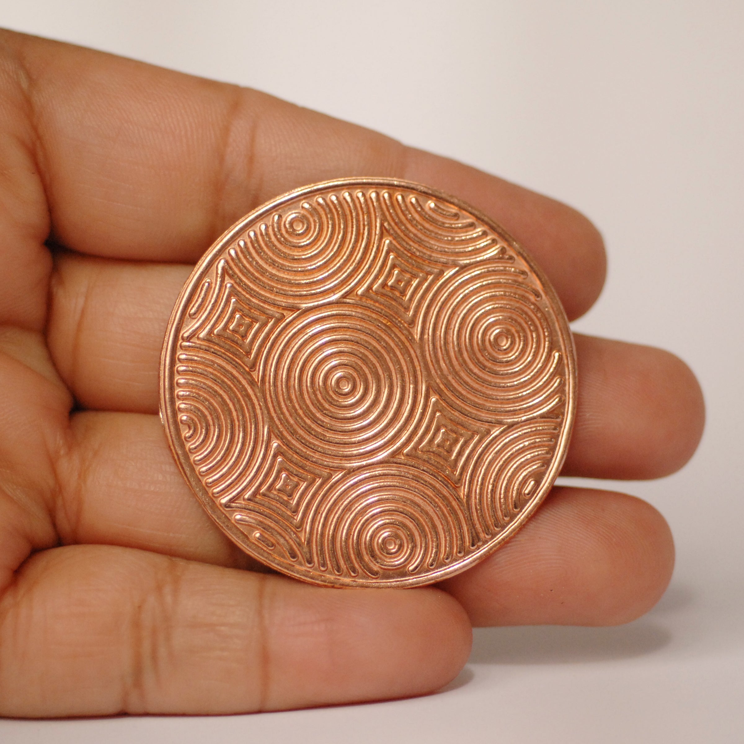 Patterned Disc Textured round disc, patterned disk 40mm concentric circle design ...