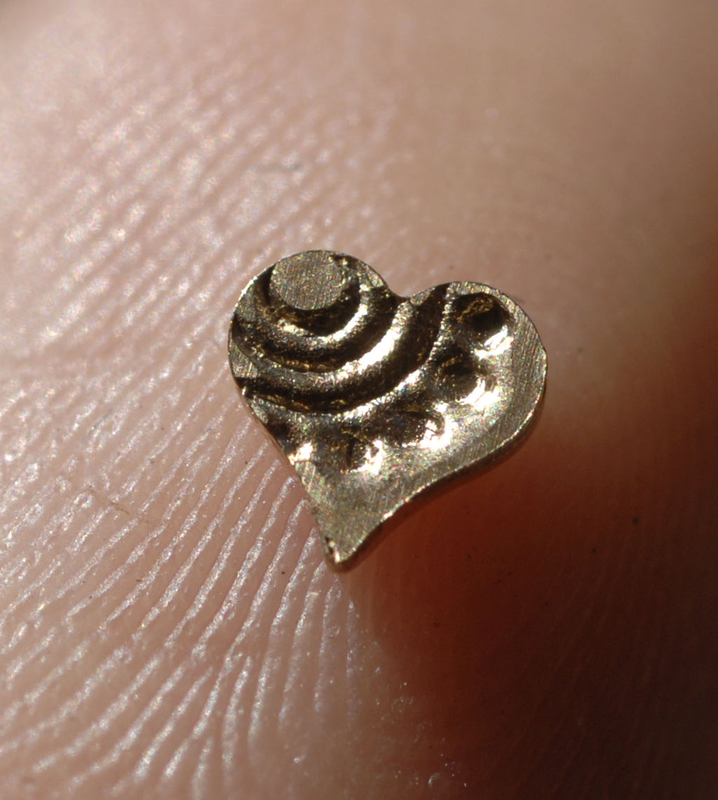 Tiny Metal Paisley Heart Classic 4mm x 4.6mm