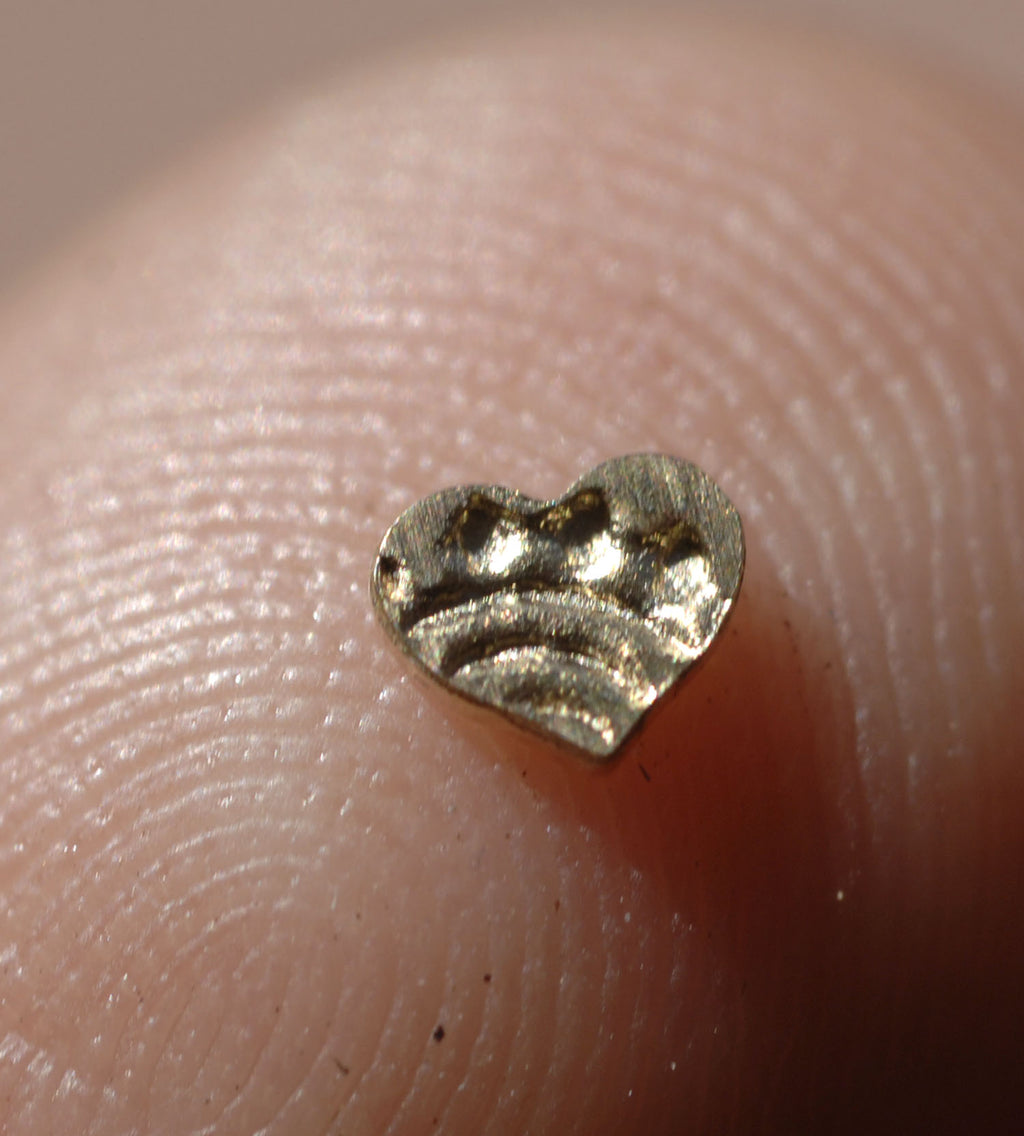 Tiny Metal Paisley Heart Perfect 2.5mm x 2.6mm