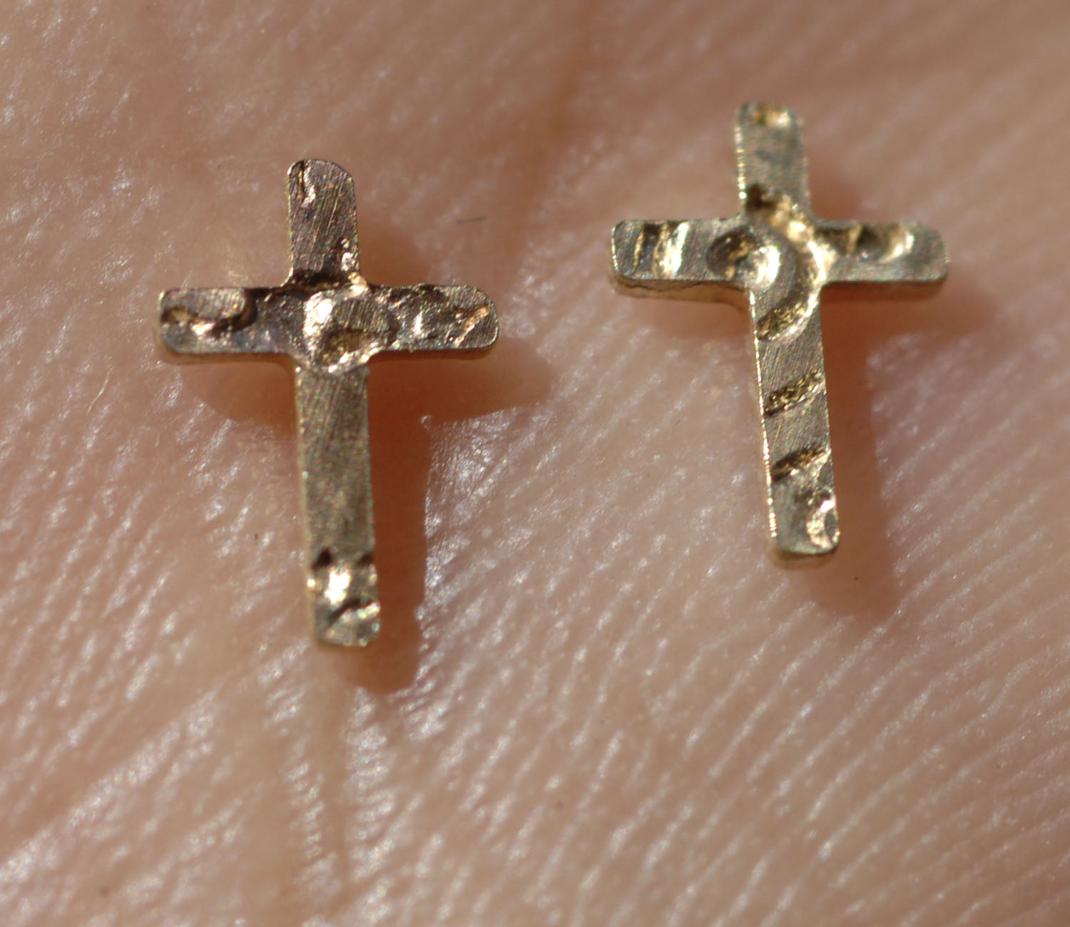 Most Tiny Metal Paisley Mini Cross