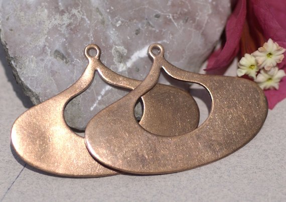 Wide teardrop shaped metal blank with cutout for big earrings or pendants