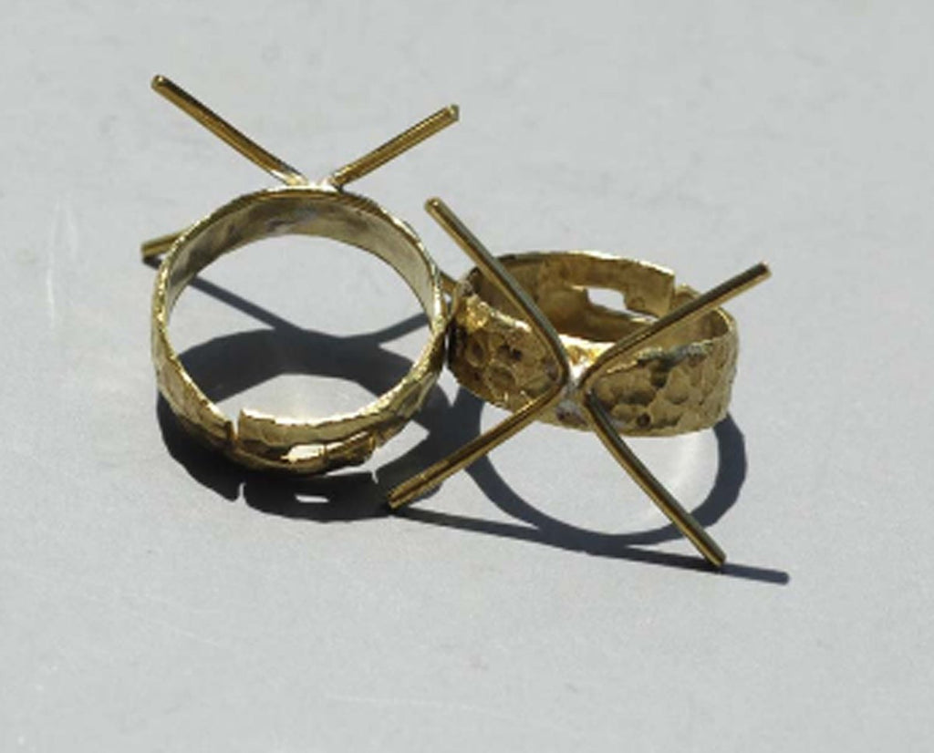 Brass Adjustable Ring Claw Setting For Natural Stones or Whatever with Pattern Hammered Mini Claw 4 Prongs