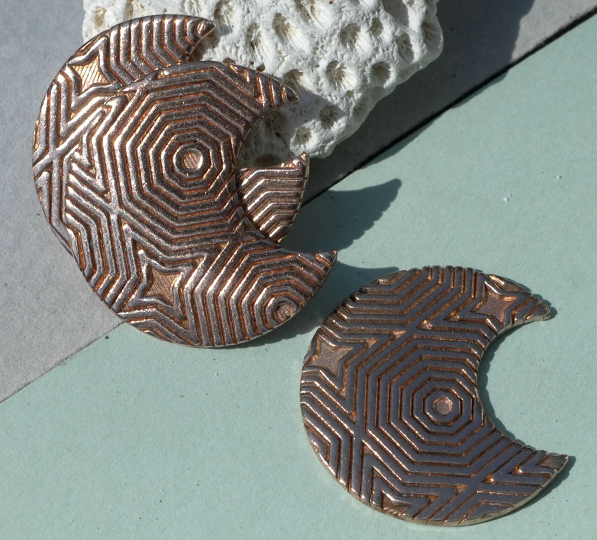 Moon Circle in Hexagon Texture Cutout for Earrings Pendants Enameling Stamping Texturing - Variety of Metals