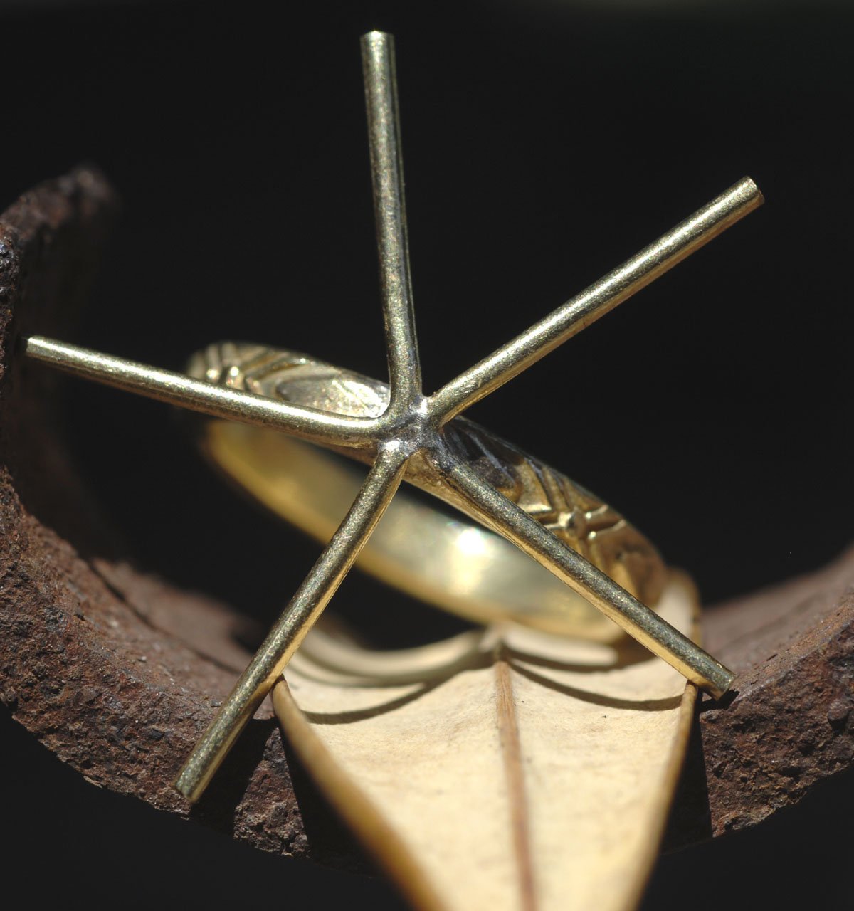 Copper Claw Diamond Ring with, Heavy Rope Textured Metal Cane Wire Handmade Claw Ring Setting 100% For Natural Stones - Size 7