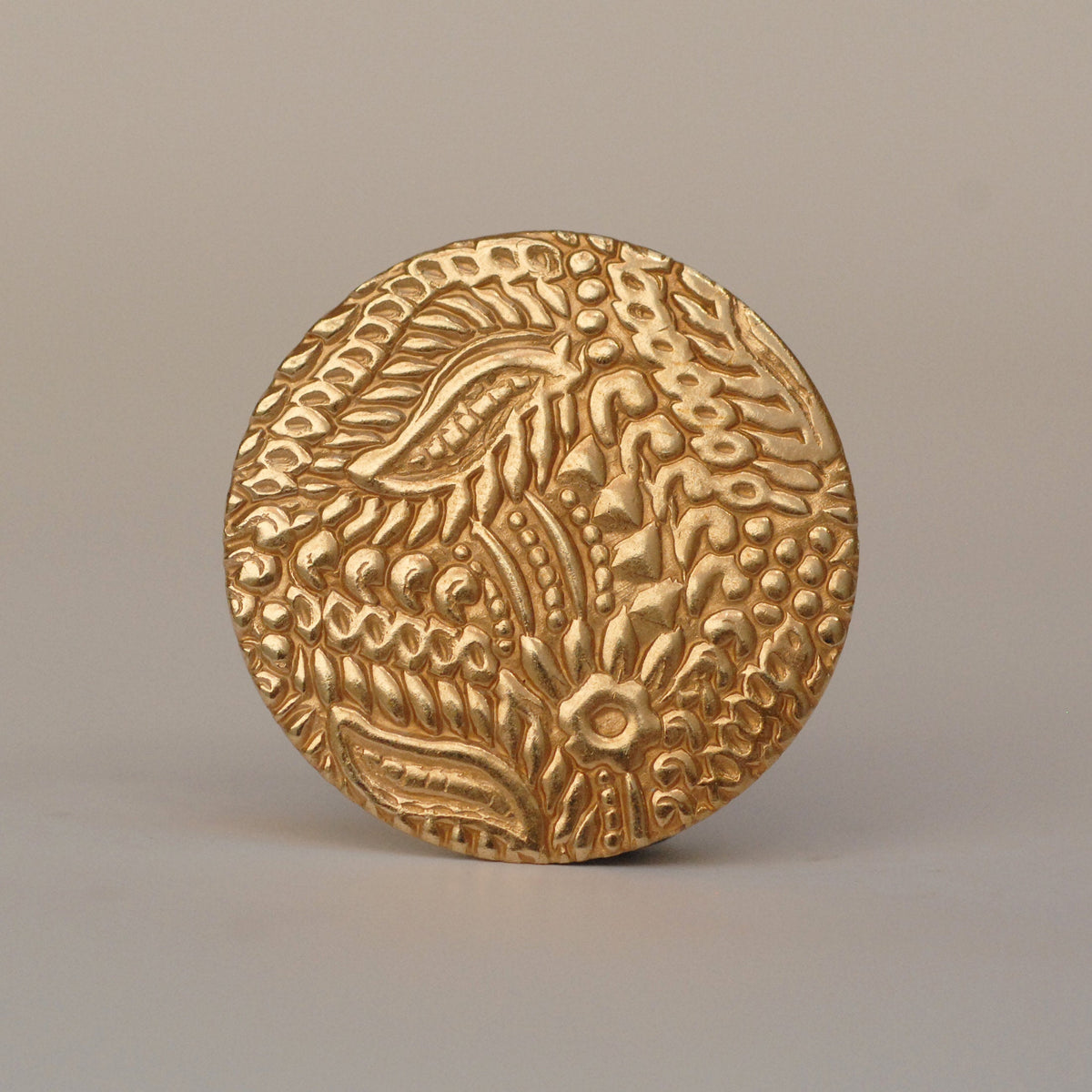 Solid bronze round disc shape w/ batik flower and leaf texture metal ...