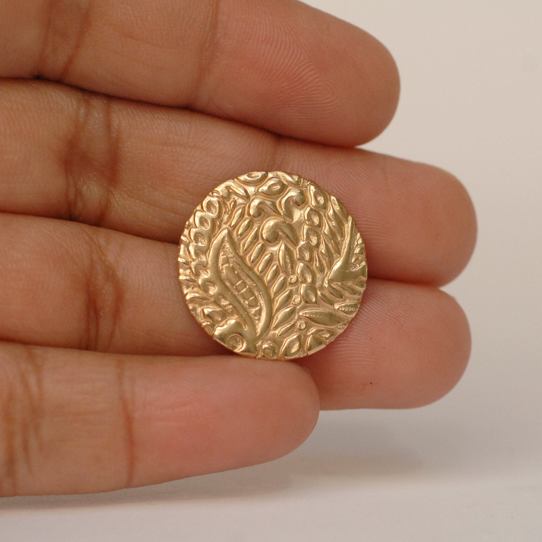 Solid bronze round disc shape w/ batik flower and leaf texture metal ...