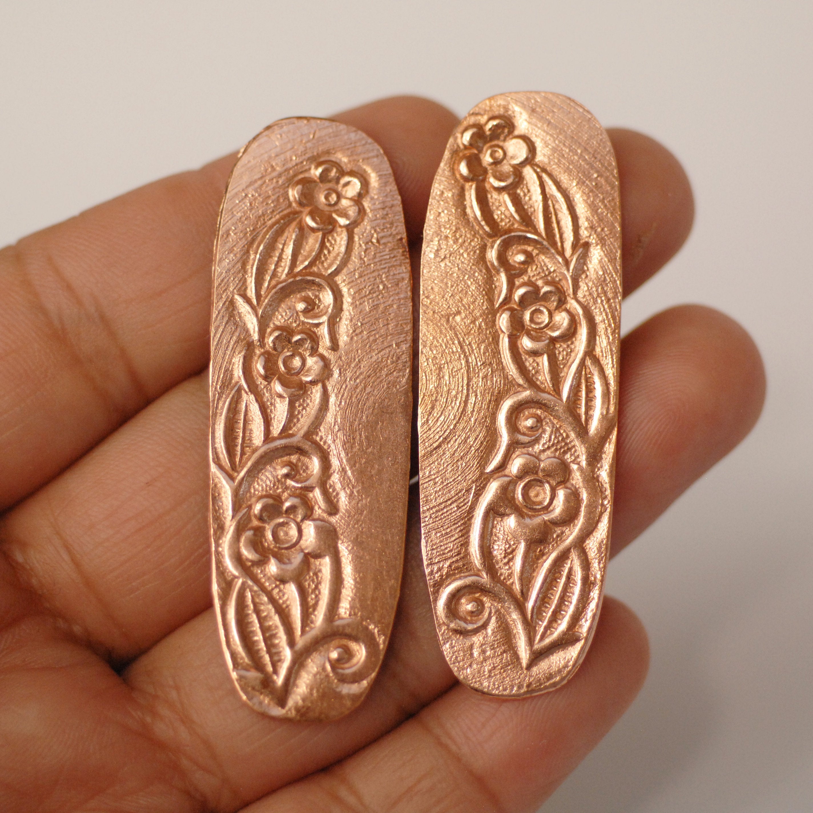 Oval shapes w/ floral texture metal blanks - Solid copper