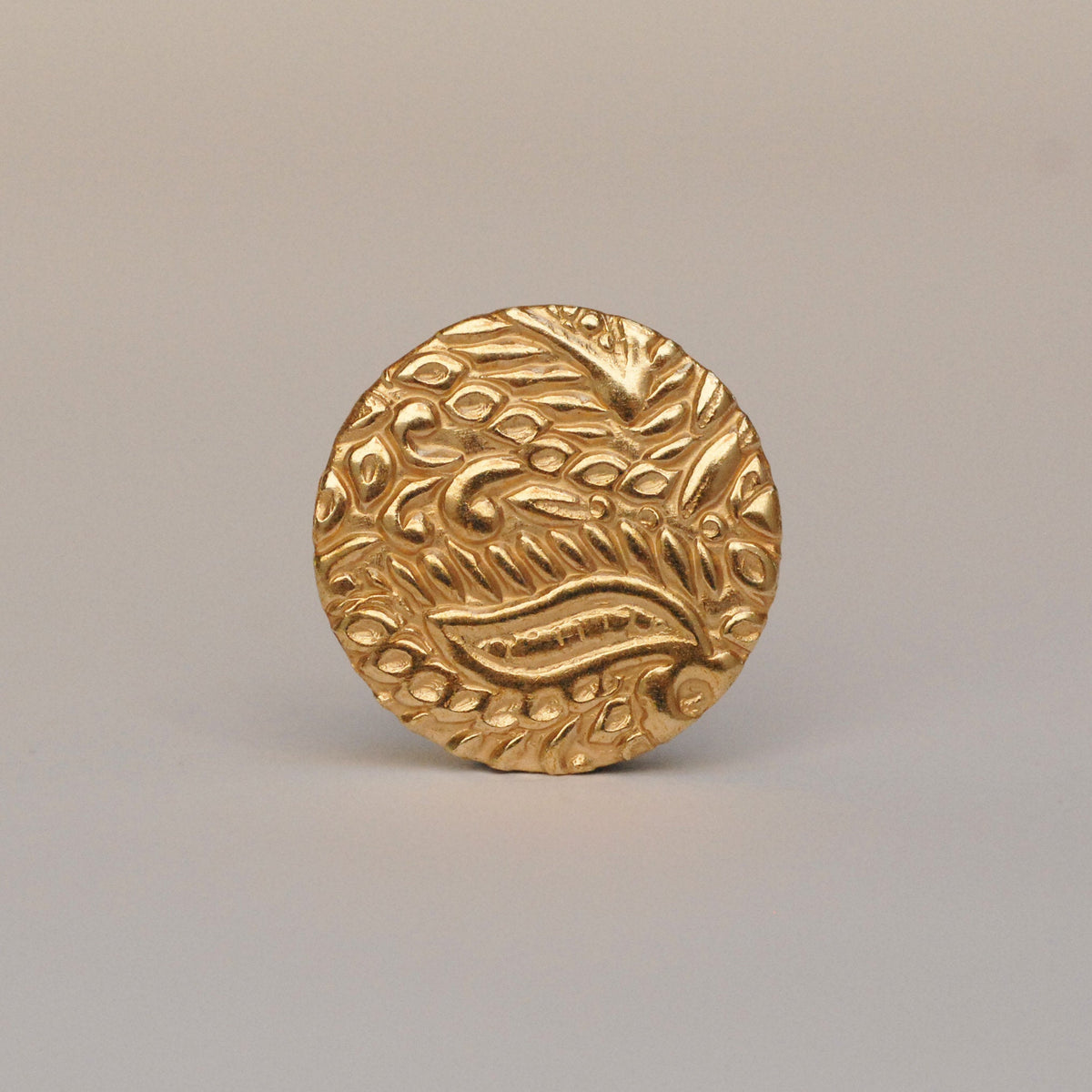 Solid bronze round disc shape w/ batik flower and leaf texture metal ...