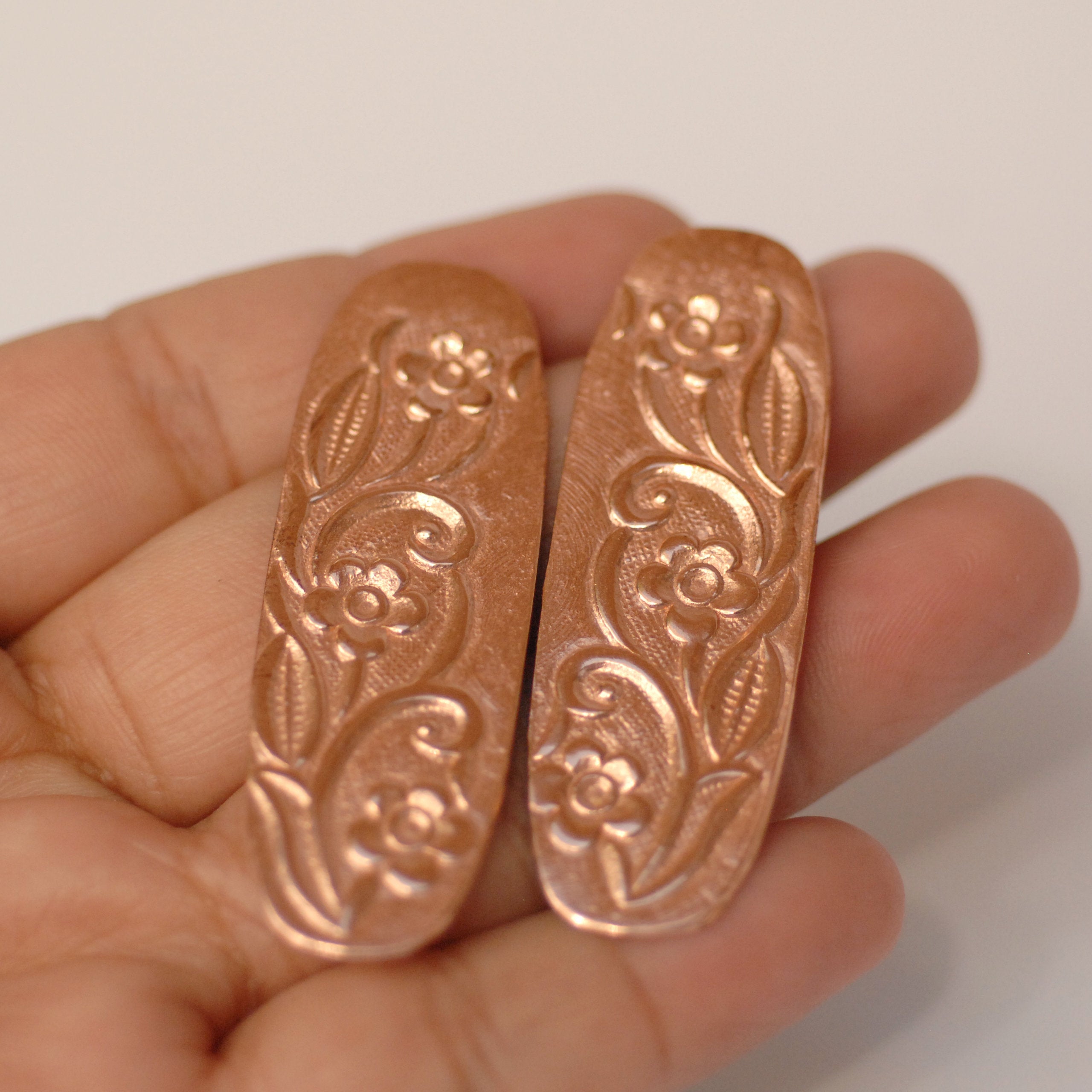 Freeform oval shapes w/ floral texture metal blanks - Solid copper