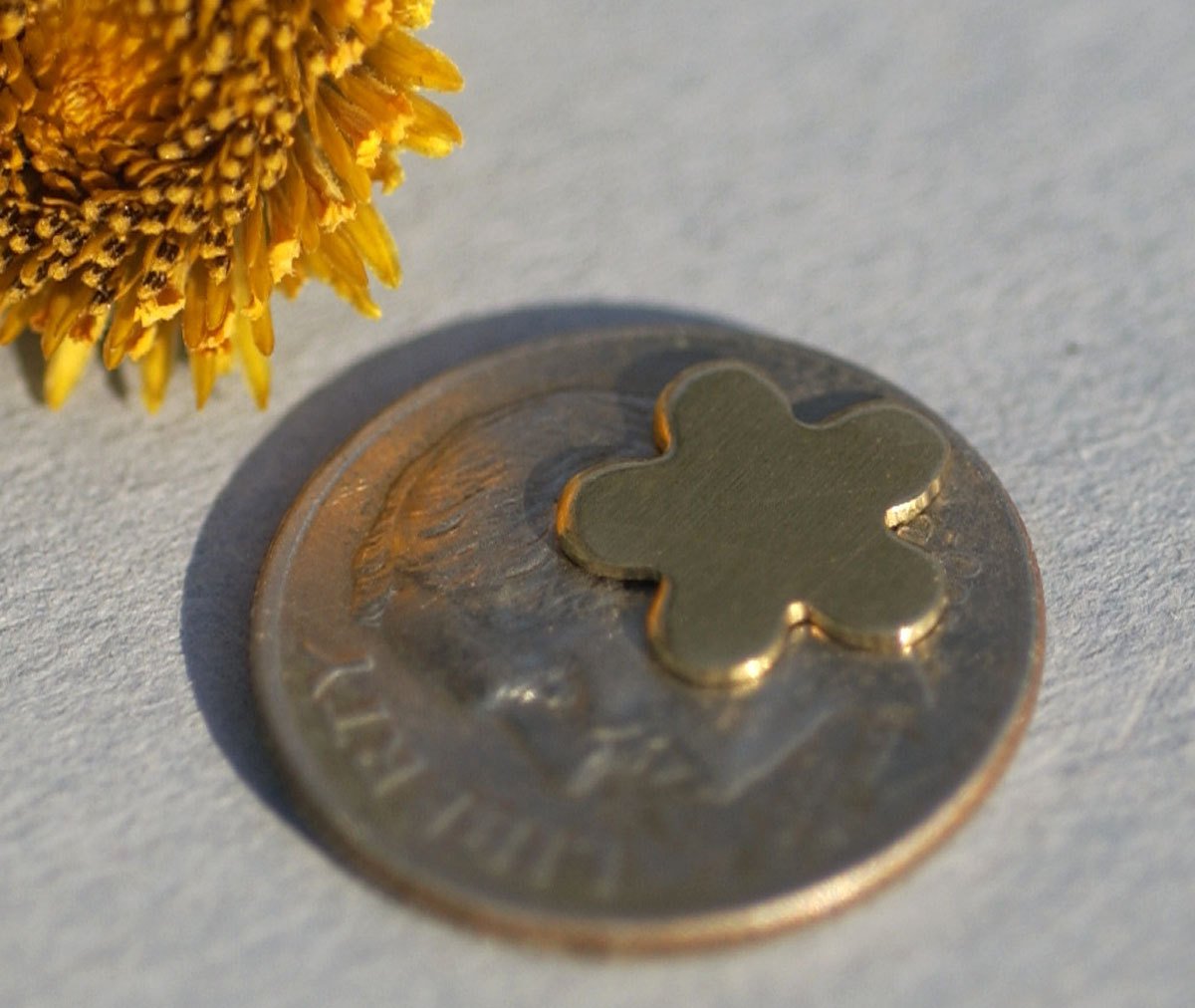 Bronze Blank Flower 9mm 20g Metalworking Cutout Blank Figure for Soldering Stamping Texturing Blanks - 8 pieces