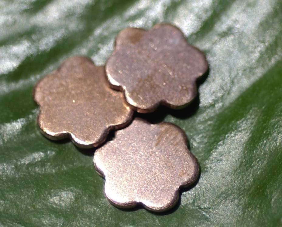 Tiny Flower Blank 13mm for Blanks Metalworking Stamping Texturing - 8 pieces