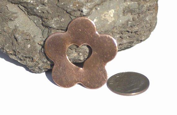 Flower with Cutout Metal 31mm Cutout