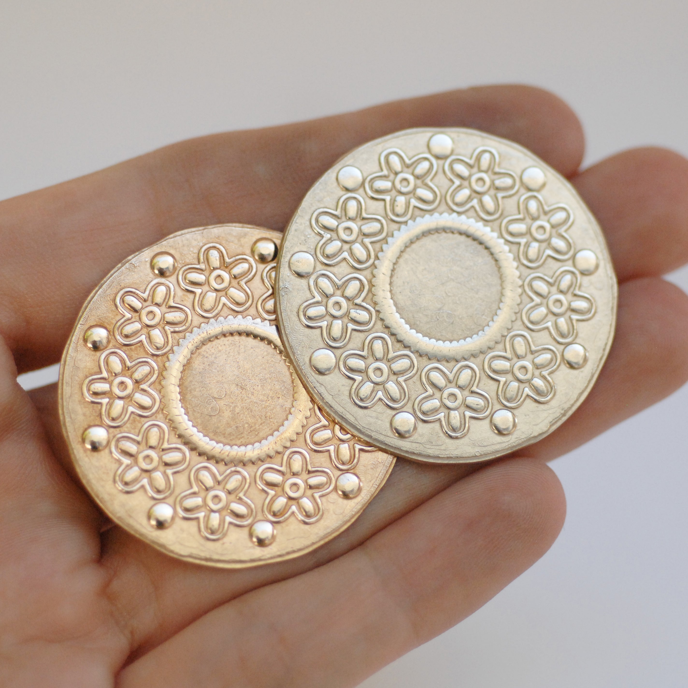 Patterned Disc Textured round disc, patterned pendant disk, 1 5/8